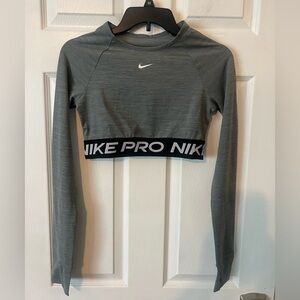 Nike Pro Women's Gray Long Sleeve Crop Top